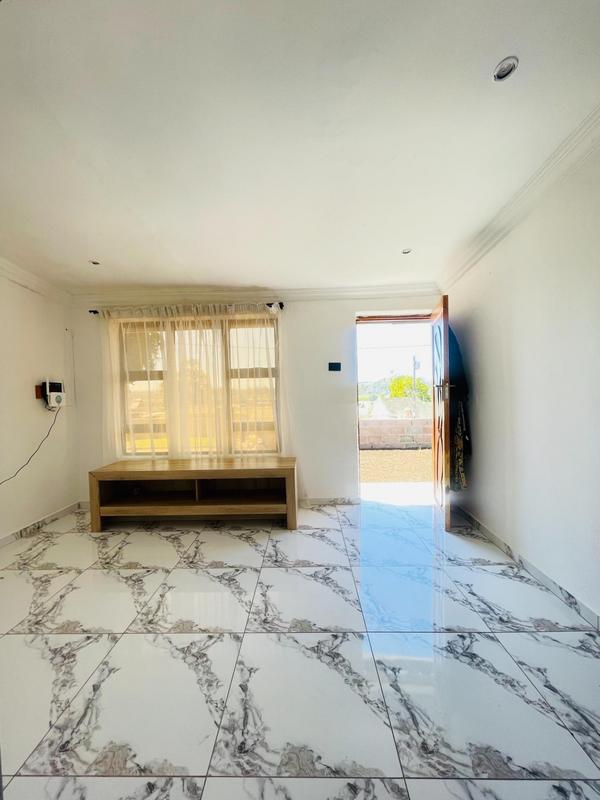 2 Bedroom Property for Sale in Kwamashu KwaZulu-Natal