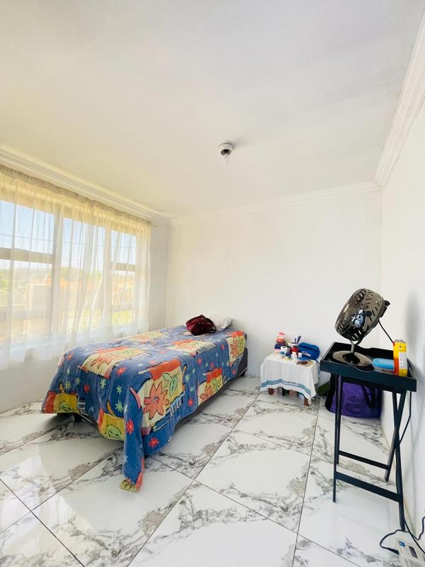 2 Bedroom Property for Sale in Kwamashu KwaZulu-Natal