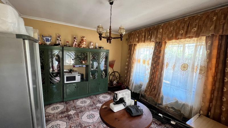 8 Bedroom Property for Sale in Duffs Road KwaZulu-Natal