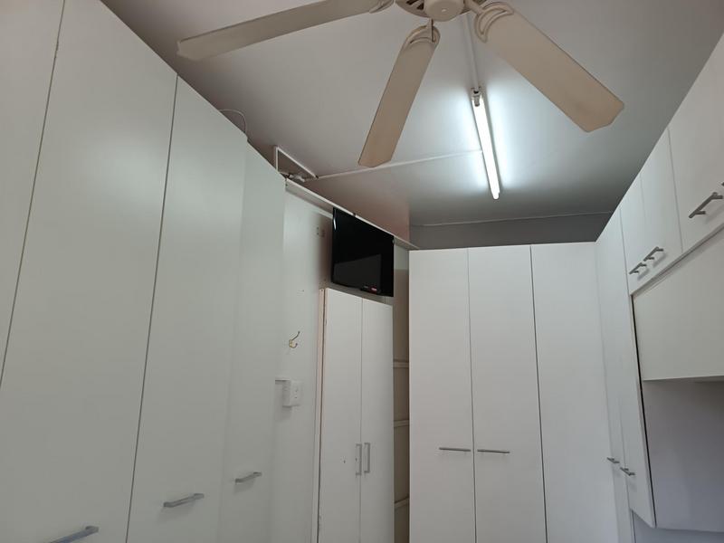 1 Bedroom Property for Sale in Morningside KwaZulu-Natal