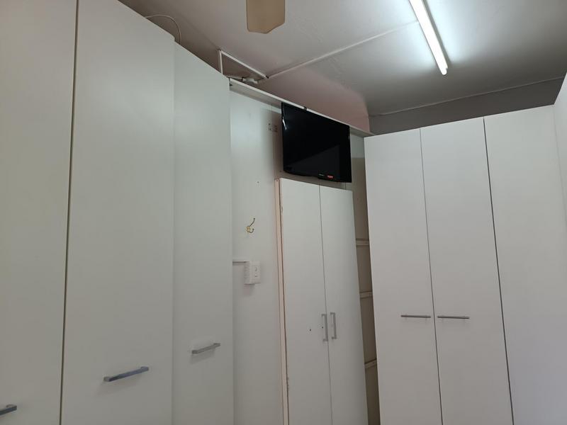 1 Bedroom Property for Sale in Morningside KwaZulu-Natal