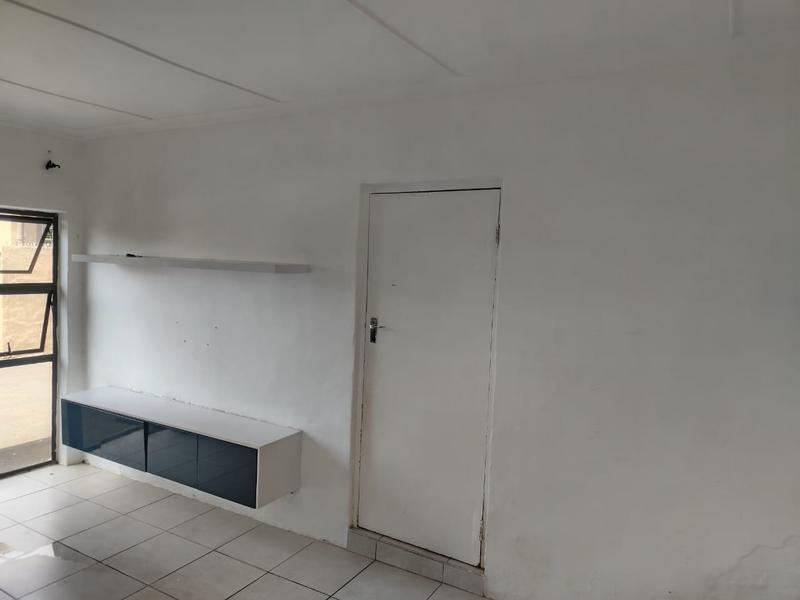 1 Bedroom Property for Sale in Durban North KwaZulu-Natal