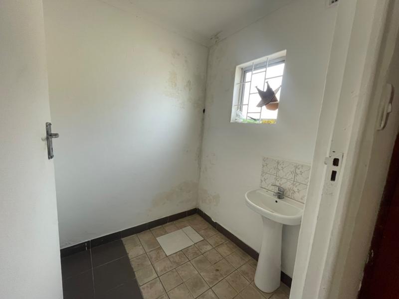 To Let commercial Property for Rent in Longcroft KwaZulu-Natal