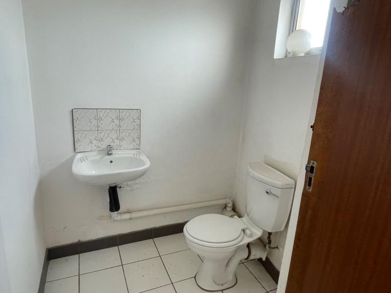 To Let commercial Property for Rent in Longcroft KwaZulu-Natal