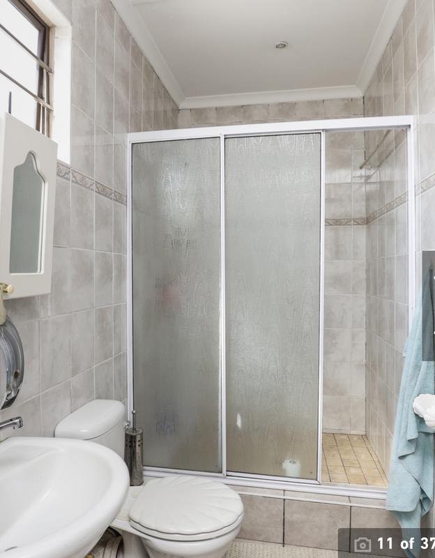 5 Bedroom Property for Sale in Morningside KwaZulu-Natal