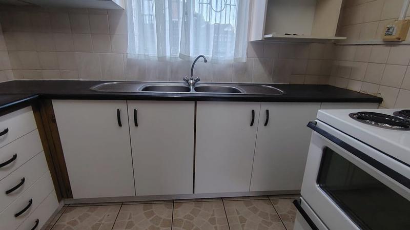 To Let 3 Bedroom Property for Rent in Kharwastan KwaZulu-Natal