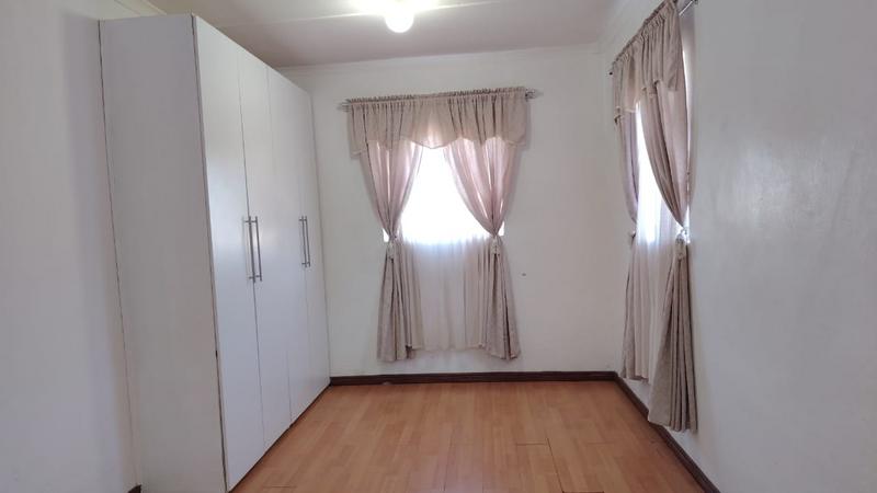 To Let 3 Bedroom Property for Rent in Kharwastan KwaZulu-Natal