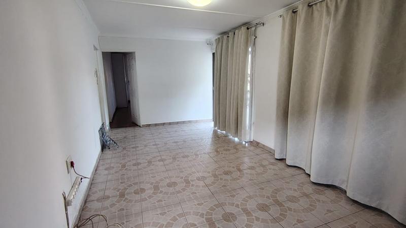 To Let 3 Bedroom Property for Rent in Kharwastan KwaZulu-Natal