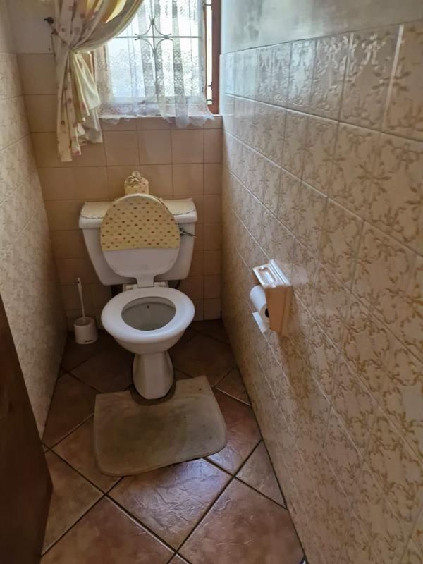 4 Bedroom Property for Sale in Escombe KwaZulu-Natal