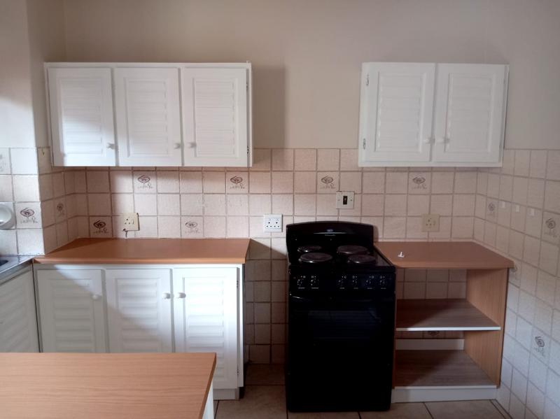 To Let 2 Bedroom Property for Rent in Scottburgh KwaZulu-Natal