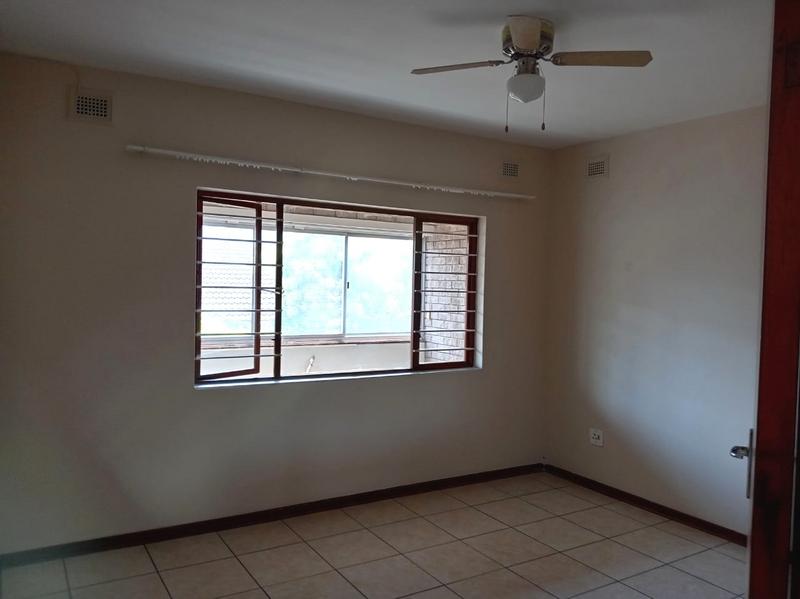 To Let 2 Bedroom Property for Rent in Scottburgh KwaZulu-Natal
