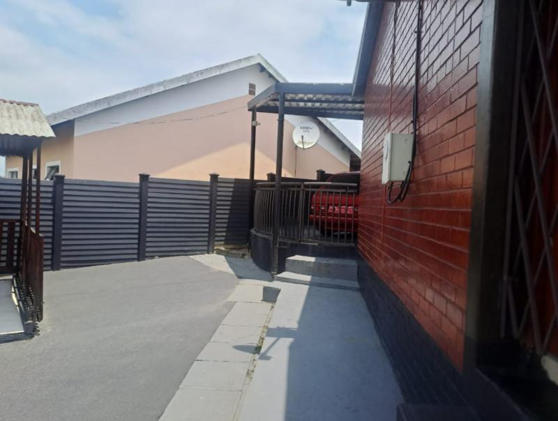 2 Bedroom Property for Sale in Woodlands KwaZulu-Natal