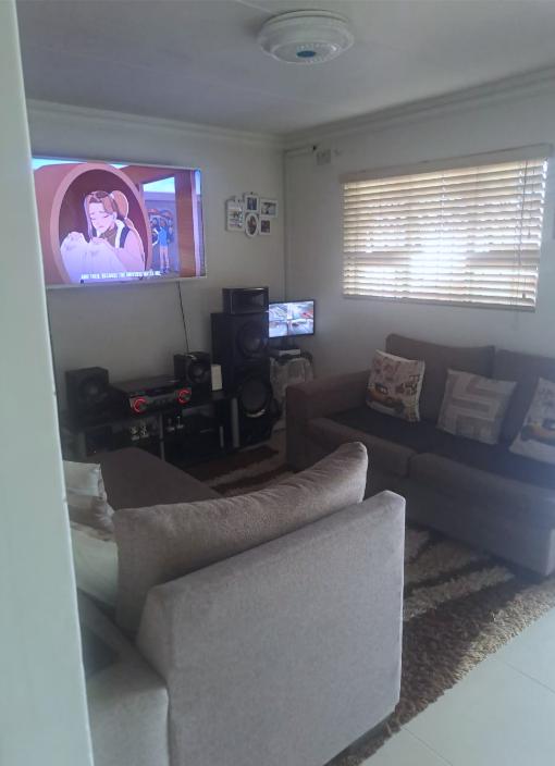 2 Bedroom Property for Sale in Woodlands KwaZulu-Natal