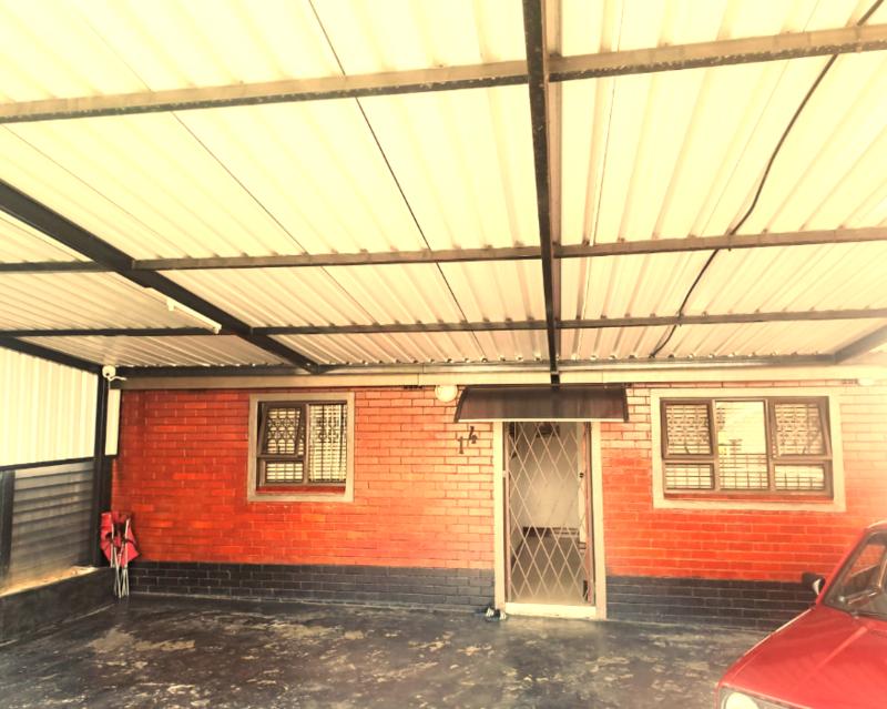 2 Bedroom Property for Sale in Woodlands KwaZulu-Natal