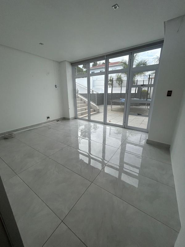 To Let 2 Bedroom Property for Rent in Durban North KwaZulu-Natal