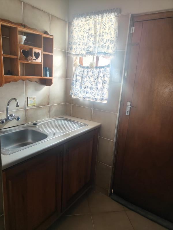 To Let 2 Bedroom Property for Rent in Meer En See KwaZulu-Natal