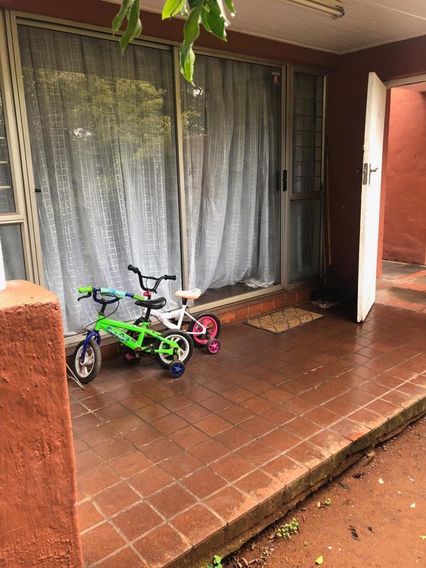 To Let 2 Bedroom Property for Rent in Montclair KwaZulu-Natal