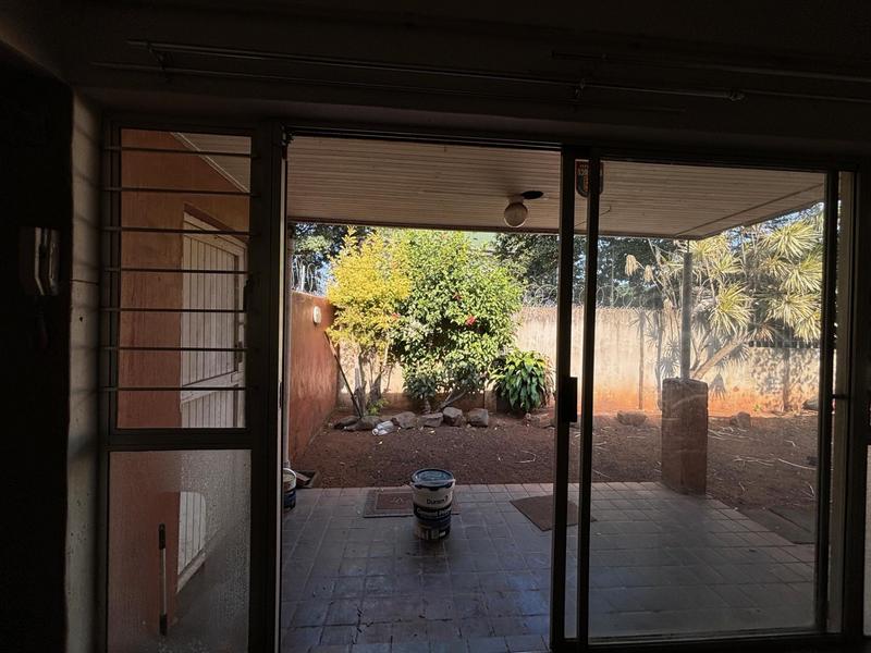 To Let 2 Bedroom Property for Rent in Montclair KwaZulu-Natal