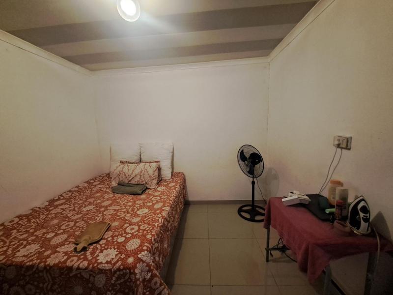 To Let 1 Bedroom Property for Rent in Palmview KwaZulu-Natal