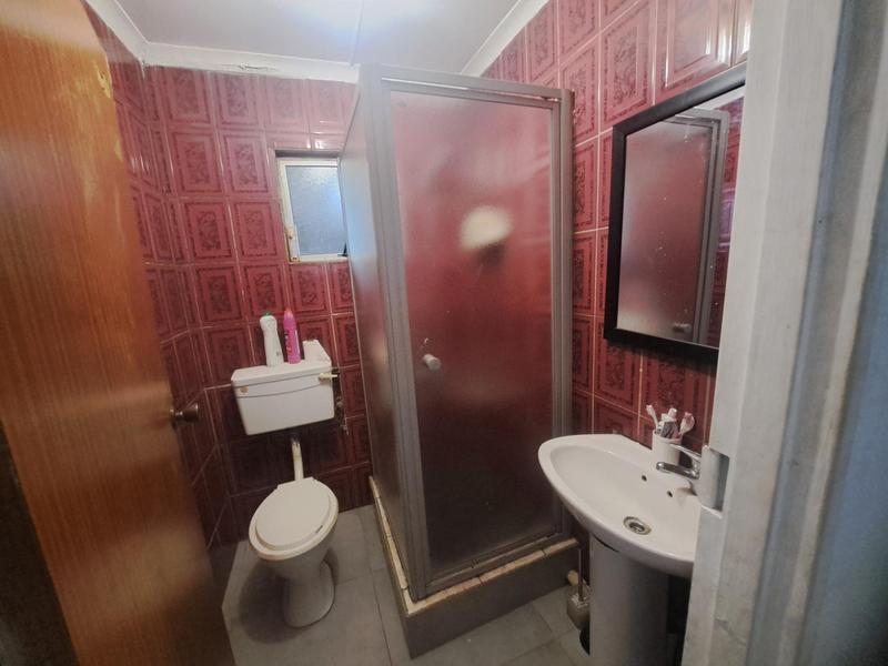 To Let 1 Bedroom Property for Rent in Palmview KwaZulu-Natal