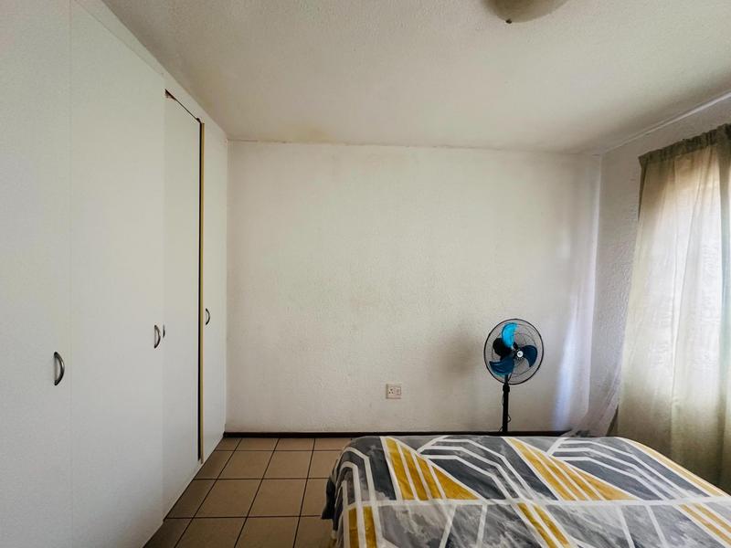 2 Bedroom Property for Sale in Montclair KwaZulu-Natal