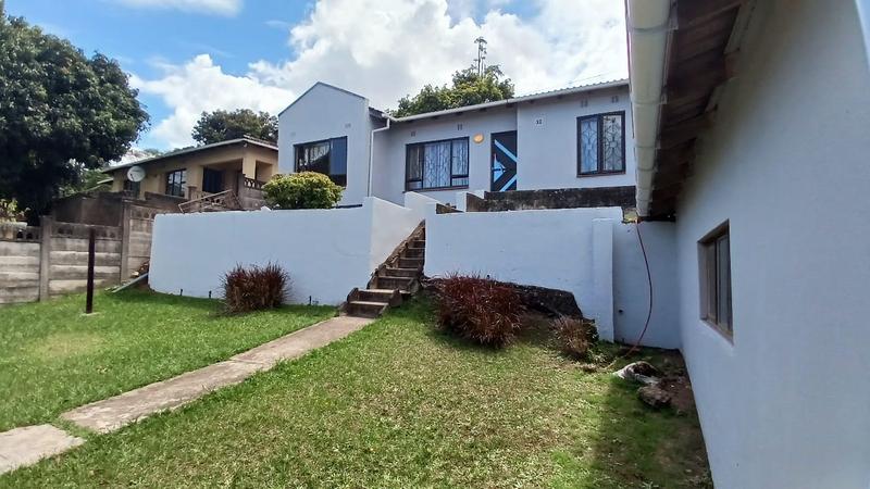 4 Bedroom Property for Sale in Umlazi KwaZulu-Natal