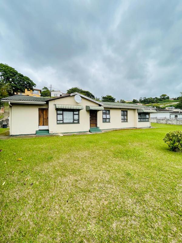 4 Bedroom Property for Sale in Umlazi KwaZulu-Natal