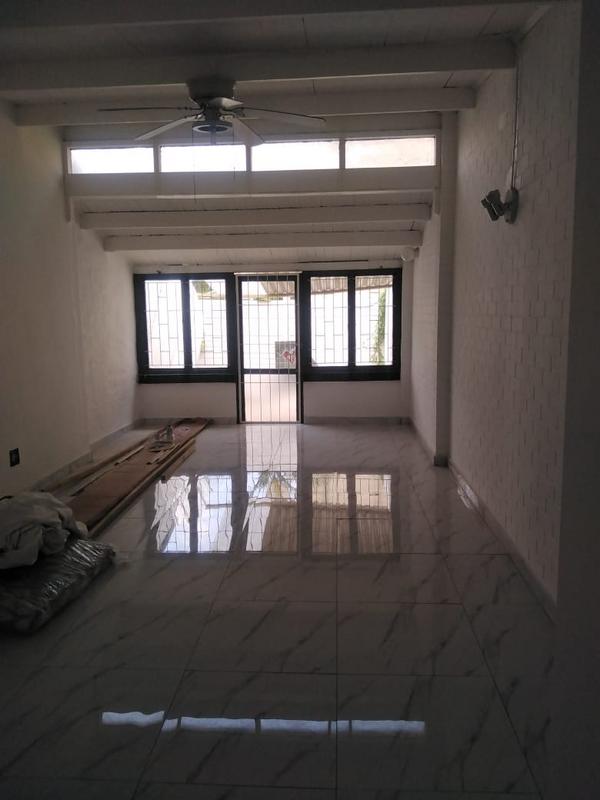 1 Bedroom Property for Sale in Pinetown KwaZulu-Natal