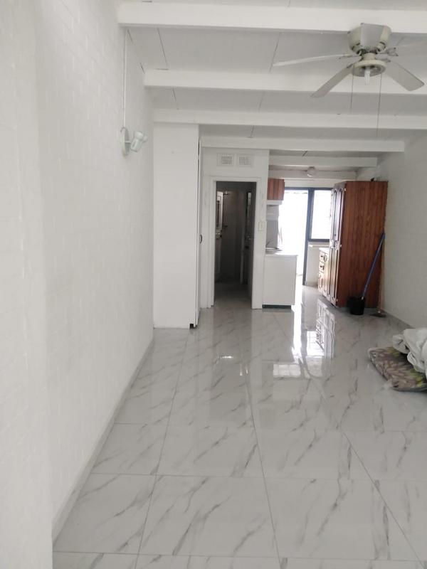 1 Bedroom Property for Sale in Pinetown KwaZulu-Natal