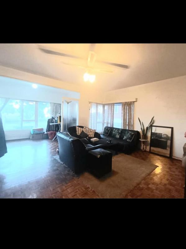 1 Bedroom Property for Sale in Esplanade KwaZulu-Natal