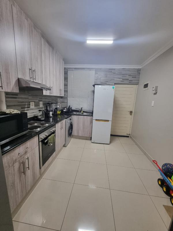 To Let 2 Bedroom Property for Rent in Umhlanga Ridge KwaZulu-Natal