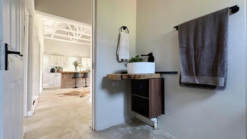 To Let 3 Bedroom Property for Rent in Worlds View KwaZulu-Natal