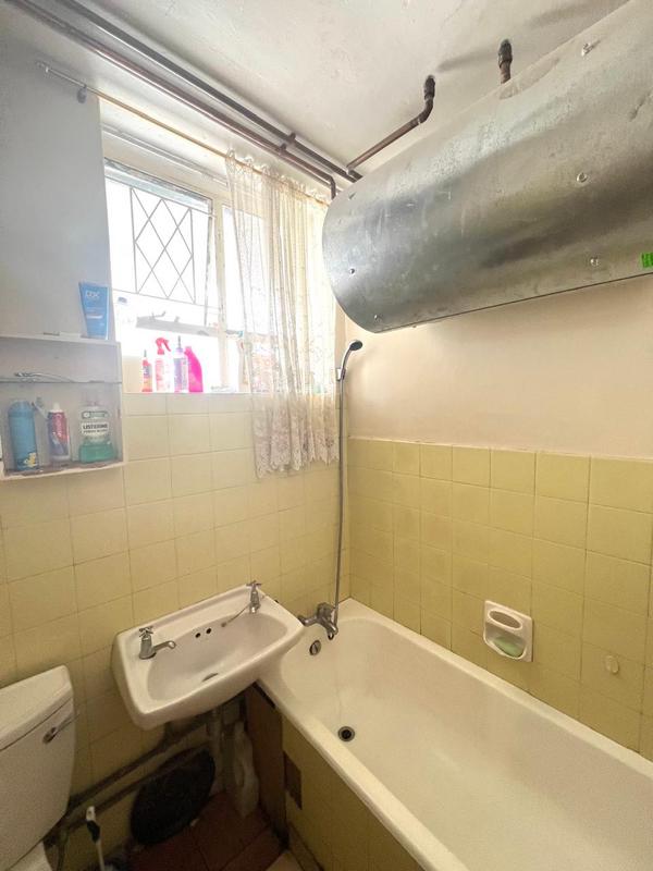 To Let 2 Bedroom Property for Rent in Pinetown KwaZulu-Natal