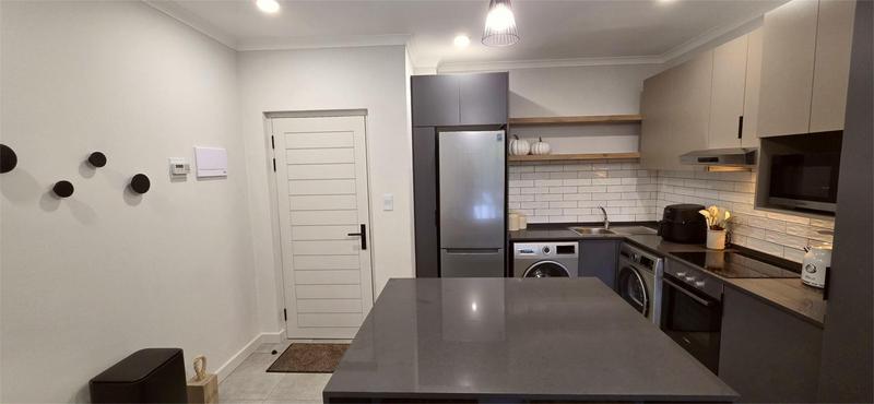 1 Bedroom Property for Sale in Westbrook KwaZulu-Natal