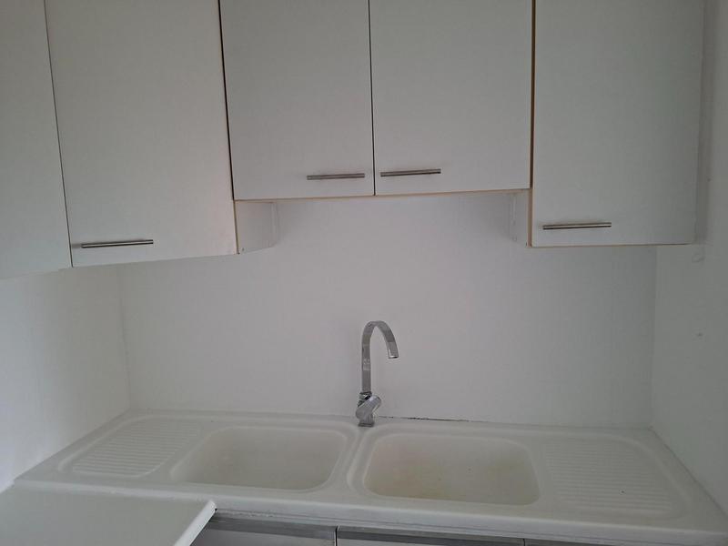 To Let 2 Bedroom Property for Rent in Glenwood KwaZulu-Natal