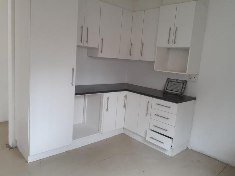 To Let 2 Bedroom Property for Rent in Overport KwaZulu-Natal