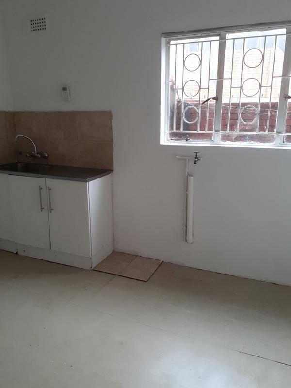 To Let 2 Bedroom Property for Rent in Overport KwaZulu-Natal