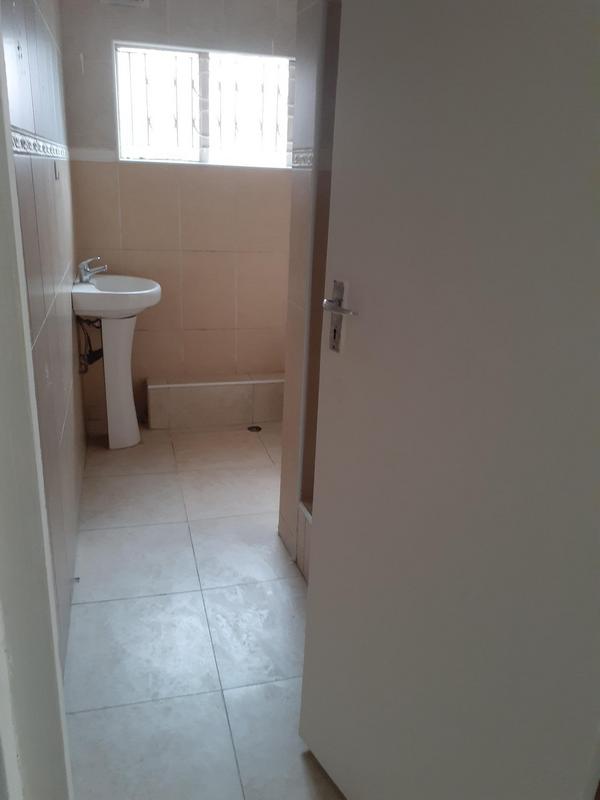 To Let 2 Bedroom Property for Rent in Overport KwaZulu-Natal