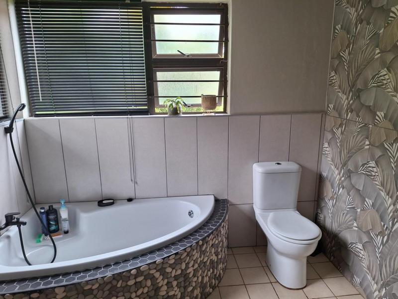 2 Bedroom Property for Sale in Saiccor Village KwaZulu-Natal