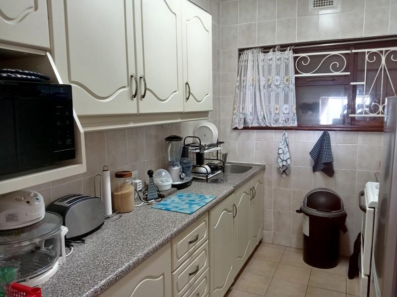 2 Bedroom Property for Sale in Scottburgh KwaZulu-Natal