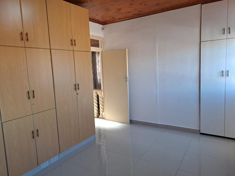 To Let 2 Bedroom Property for Rent in Crossmoor KwaZulu-Natal