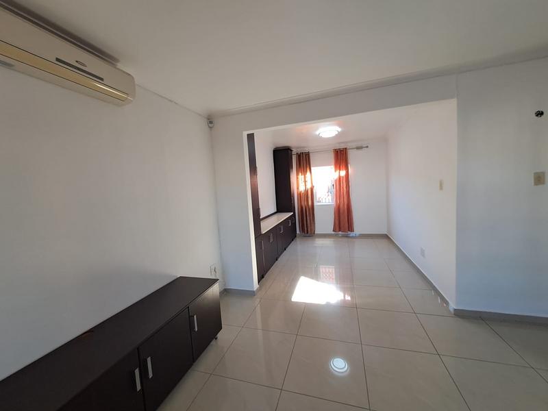 To Let 2 Bedroom Property for Rent in Crossmoor KwaZulu-Natal