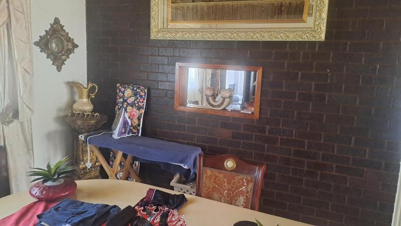 5 Bedroom Property for Sale in Sea View KwaZulu-Natal