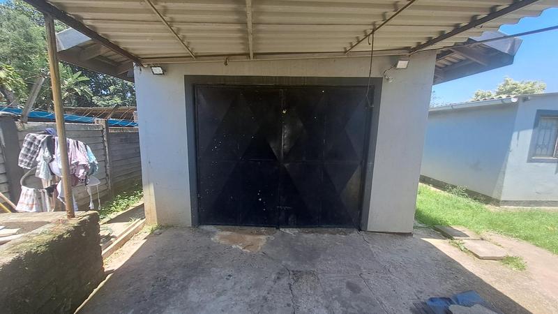 5 Bedroom Property for Sale in Sea View KwaZulu-Natal