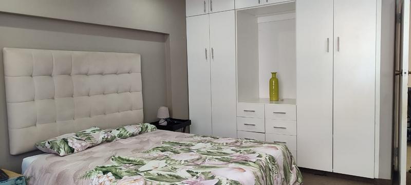 1 Bedroom Property for Sale in South Beach KwaZulu-Natal