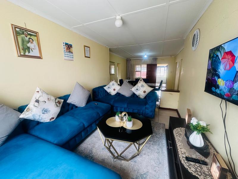 To Let 2 Bedroom Property for Rent in Montclair KwaZulu-Natal