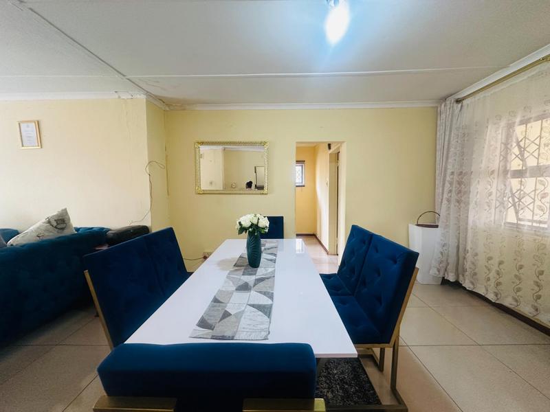 To Let 2 Bedroom Property for Rent in Montclair KwaZulu-Natal