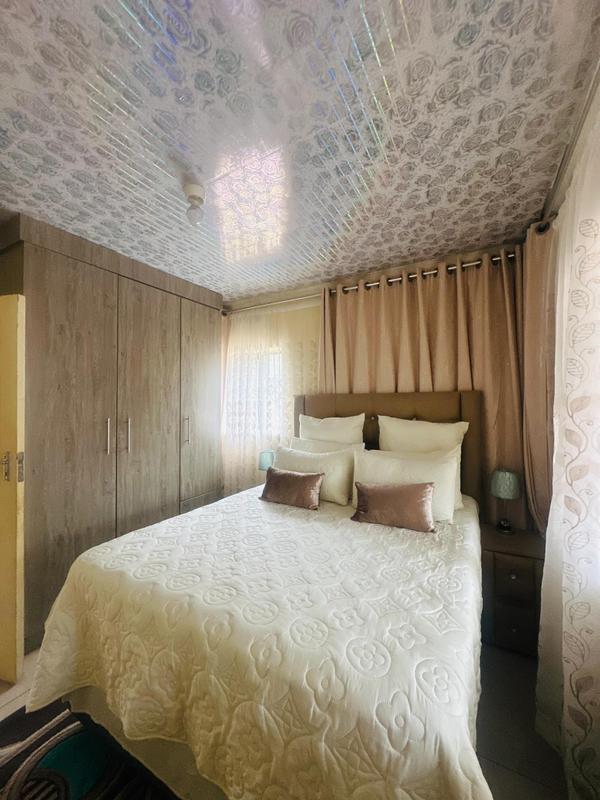 To Let 2 Bedroom Property for Rent in Montclair KwaZulu-Natal