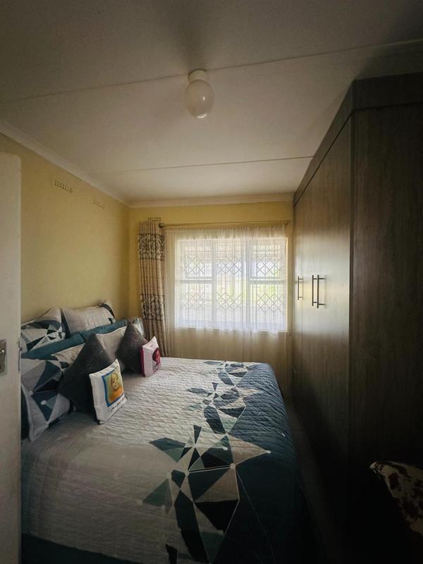 To Let 2 Bedroom Property for Rent in Montclair KwaZulu-Natal