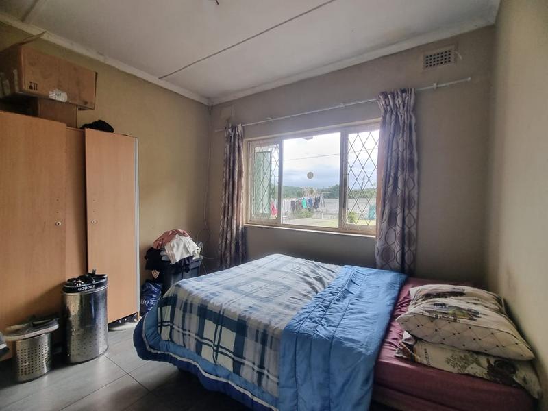 5 Bedroom Property for Sale in Sea View KwaZulu-Natal